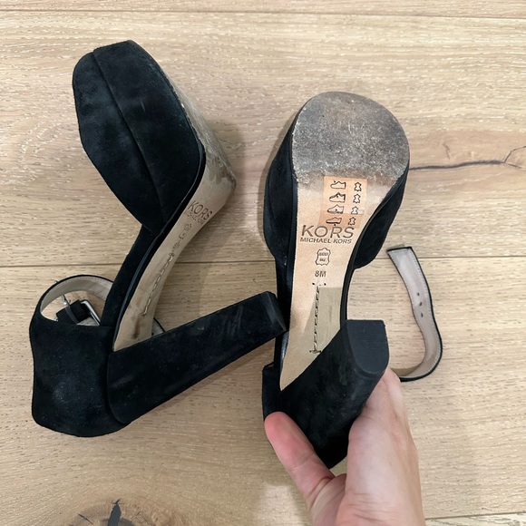 Michael Kors platform heels - Picture 3 of 6